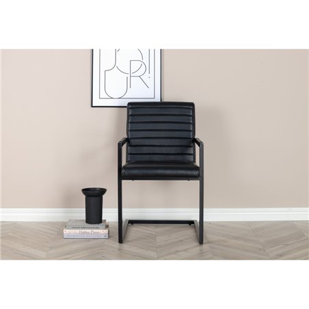 Art Dining chair w. armrest. Black / Black