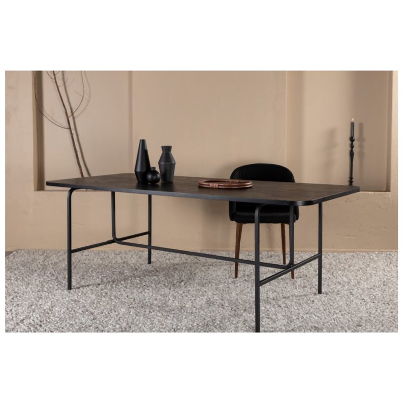 Uno Dining Table - Black / Black Veneer